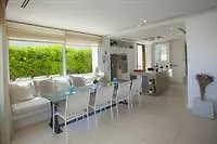 Zuzu Villa *